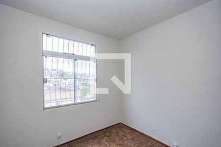 Quarto 1 de apartamento para alugar com 2 quartos, 58m² em Carlos Prates, Belo Horizonte