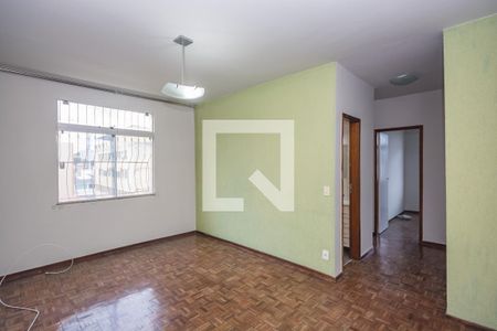 Sala de apartamento para alugar com 2 quartos, 58m² em Carlos Prates, Belo Horizonte
