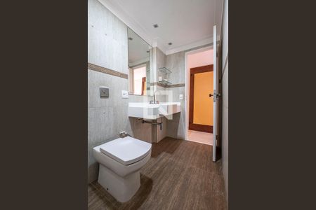 Apartamento para alugar com 96m², 3 quartos e 2 vagas Apartamento para alugar com 96m², 3 quartos e 2 vagasBanheiro