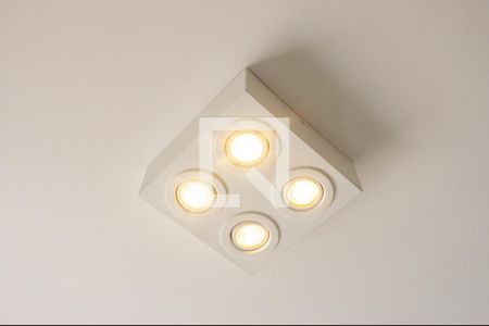 Apartamento à venda com 26m², 1 quarto e 1 vagaDetalhe Luminária