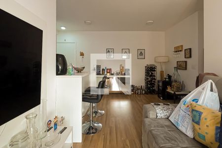 Sala de apartamento à venda com 2 quartos, 69m² em Jardim Flor da Montanha, Guarulhos