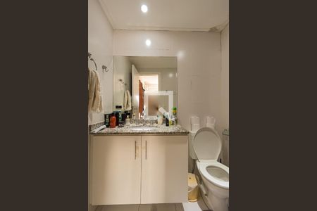 Apartamento à venda com 69m², 2 quartos e 1 vaga Apartamento à venda com 69m², 2 quartos e 1 vagaBanheiro da Suíte