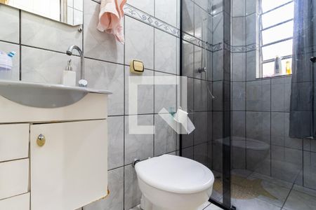 Casa para alugar com 260m², 4 quartos e 2 vagas Casa para alugar com 260m², 4 quartos e 2 vagasBanheiro de Serviço