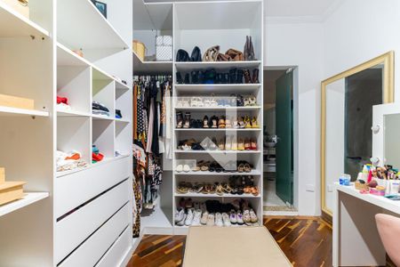 Casa para alugar com 260m², 4 quartos e 2 vagas Casa para alugar com 260m², 4 quartos e 2 vagasQuarto 4/Closet - Suíte