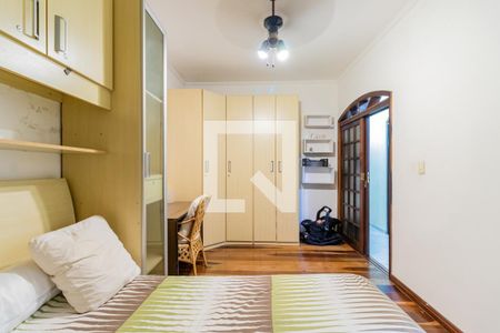 Casa para alugar com 260m², 4 quartos e 2 vagas Casa para alugar com 260m², 4 quartos e 2 vagasQuarto 1