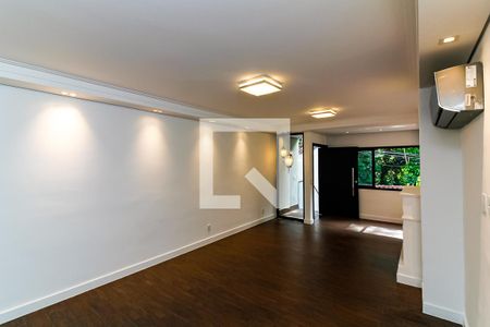 Sala de casa para alugar com 3 quartos, 180m² em Água Fria, São Paulo