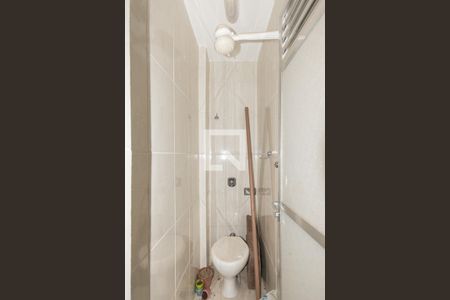 Apartamento para alugar com 68m², 2 quartos e sem vagaBanheiro de serviço