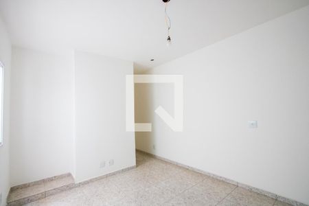 Sala de apartamento à venda com 2 quartos, 67m² em Vila Eldízia, Santo André