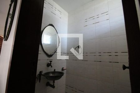 Casa à venda com 206m², 3 quartos e 3 vagas Casa à venda com 206m², 3 quartos e 3 vagasLavabo