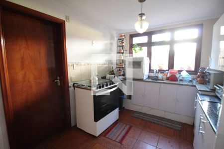 Casa à venda com 206m², 3 quartos e 3 vagas Casa à venda com 206m², 3 quartos e 3 vagasCozinha