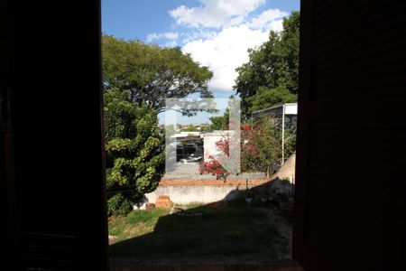 Casa à venda com 206m², 3 quartos e 3 vagas Casa à venda com 206m², 3 quartos e 3 vagasJanela