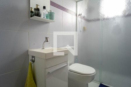 Casa à venda com 152m², 3 quartos e 2 vagas Casa à venda com 152m², 3 quartos e 2 vagasBanheiro