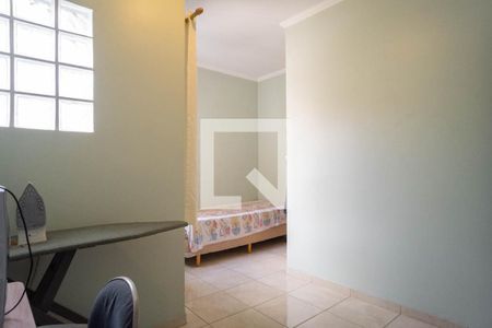 Casa à venda com 152m², 3 quartos e 2 vagas Casa à venda com 152m², 3 quartos e 2 vagasQuarto