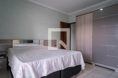 Casa à venda com 152m², 3 quartos e 2 vagas Casa à venda com 152m², 3 quartos e 2 vagasQuarto