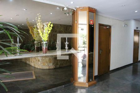 Apartamento à venda com 69m², 2 quartos e 1 vagaHall