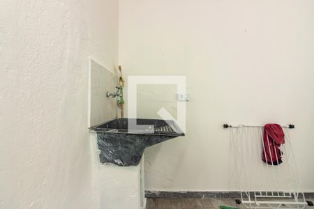 Casa para alugar com 120m², 2 quartos e 1 vaga Casa para alugar com 120m², 2 quartos e 1 vagaÁrea de Serviço