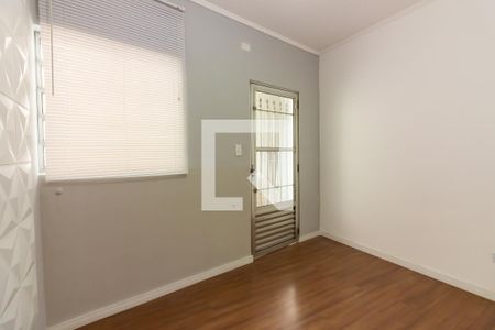 Quarto 1 de casa para alugar com 2 quartos, 120m² em Pestana, Osasco