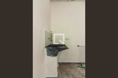 Casa para alugar com 120m², 2 quartos e 1 vaga Casa para alugar com 120m², 2 quartos e 1 vagaÁrea de Serviço