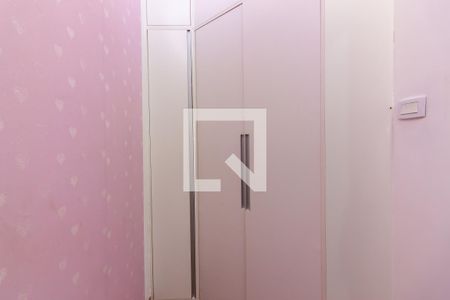 Casa para alugar com 120m², 2 quartos e 1 vaga Casa para alugar com 120m², 2 quartos e 1 vagaCloset