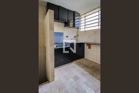 Casa à venda com 240m², 4 quartos e 1 vagaCozinha