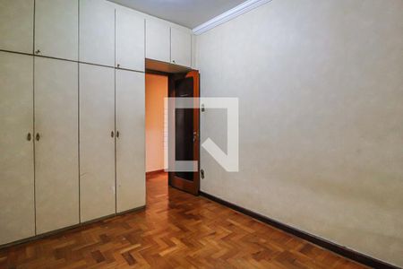 Casa à venda com 240m², 4 quartos e 1 vagaQuarto 1