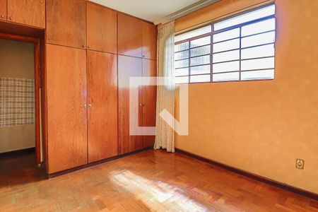 Casa à venda com 240m², 4 quartos e 1 vagaQuarto 2