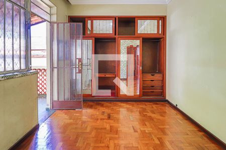 Casa à venda com 240m², 4 quartos e 1 vagaQuarto 4