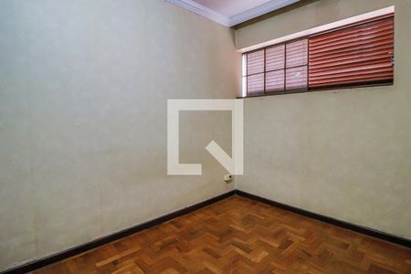 Casa à venda com 240m², 4 quartos e 1 vagaQuarto 1
