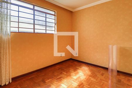 Casa à venda com 240m², 4 quartos e 1 vagaQuarto 2