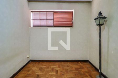 Casa à venda com 240m², 4 quartos e 1 vagaQuarto 1