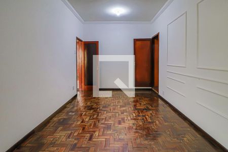 Casa à venda com 240m², 4 quartos e 1 vagaSala de Jantar