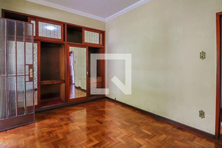 Casa à venda com 240m², 4 quartos e 1 vagaQuarto 4