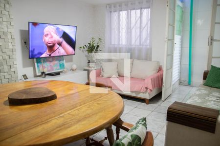 Sala de casa à venda com 2 quartos, 192m² em Vila Leonor, São Paulo
