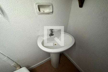 Apartamento para alugar com 108m², 3 quartos e sem vagaPia do Banheiro de Serviço