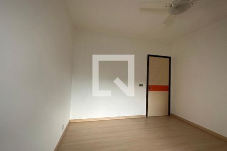 Apartamento para alugar com 108m², 3 quartos e sem vagaQuarto 3 