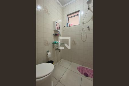 Casa à venda com 220m², 2 quartos e 2 vagasBanheiro - Casa 2