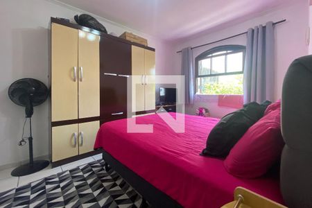 Casa à venda com 220m², 2 quartos e 2 vagasQuarto - Casa 2