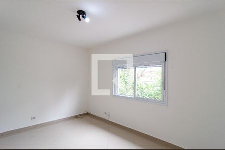 Suíte de casa para alugar com 3 quartos, 160m² em Vila Alexandria, São Paulo
