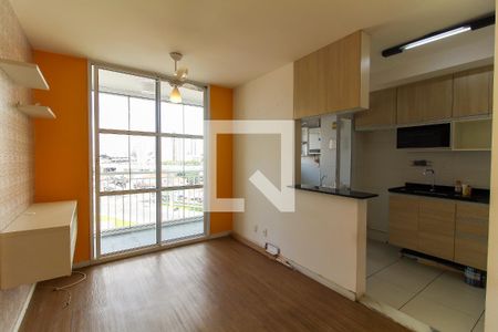 Sala de Estar/jantar de apartamento à venda com 2 quartos, 45m² em Quinta da Paineira, São Paulo