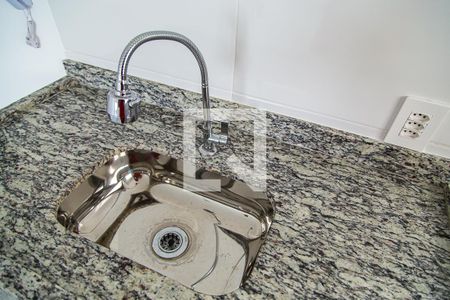 Apartamento à venda com 7715m², 1 quarto e sem vaga Apartamento à venda com 7715m², 1 quarto e sem vagaCozinha e Área de Serviço - Detalhe