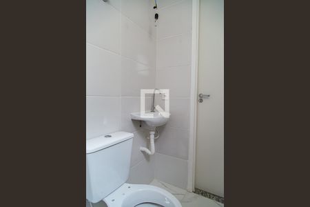 Apartamento à venda com 7715m², 1 quarto e sem vaga Apartamento à venda com 7715m², 1 quarto e sem vagaBanheiro