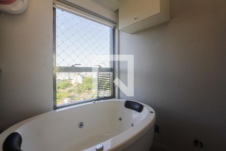 Apartamento à venda com 71m², 2 quartos e 2 vagasBanheiro suite