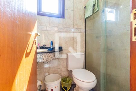 Casa à venda com 100m², 2 quartos e 2 vagas Casa à venda com 100m², 2 quartos e 2 vagasBanheiro da Suíte 1