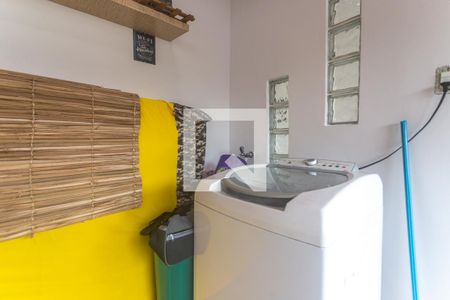 Casa à venda com 156m², 2 quartos e 1 vaga Casa à venda com 156m², 2 quartos e 1 vagaÁrea de serviço