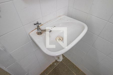 Studio para alugar com 25m², 1 quarto e sem vaga Studio para alugar com 25m², 1 quarto e sem vagaBanheiro