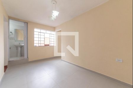 Sala de casa para alugar com 2 quartos, 63m² em Vila da Saúde, São Paulo