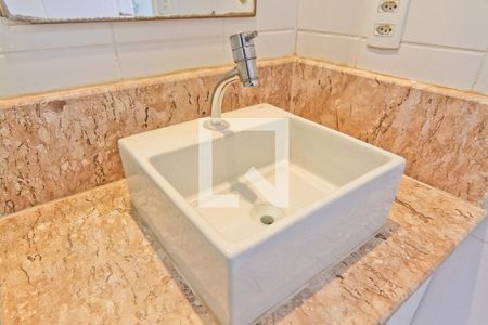 Apartamento à venda com 84m², 3 quartos e 2 vagasBanheiro