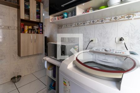 Apartamento à venda com 44m², 2 quartos e sem vaga Apartamento à venda com 44m², 2 quartos e sem vagaCozinha e Área de Serviço