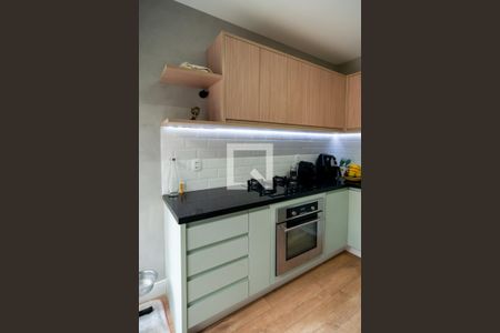 Casa à venda com 125m², 2 quartos e 2 vagas Casa à venda com 125m², 2 quartos e 2 vagasCozinha