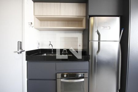 Cozinha de kitnet/studio para alugar com 1 quarto, 17m² em Vila Mariana, São Paulo